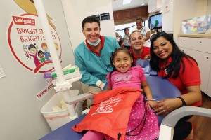 La Asociación Dental Hispana premia a la compañía de Colgate-Palmolive con el Premio al Legado Empresarial del 2015