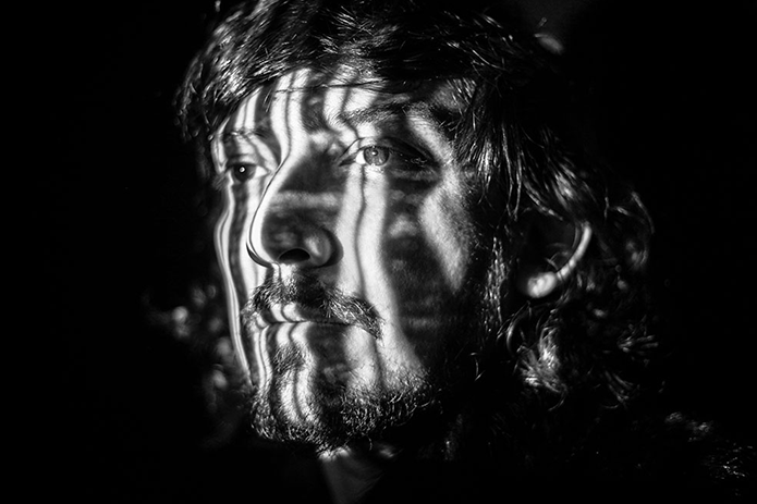 Leon Larregui lanza su segundo disco solista ‘Voluma’ y  anuncia las primeras fechas de una  extensa gira internacional