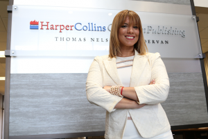 Gaby Natale Signs Book Deal with HarperCollins Español