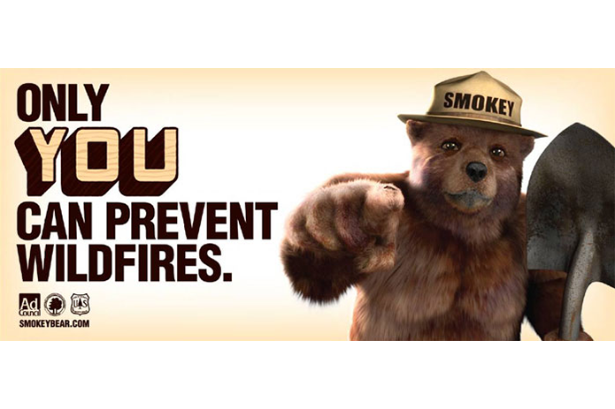 ¡Celebremos el Cumpleaños de Oso Smokey ayudándolo a prevenir incendios!