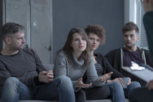 Centros de Rehabilitación de Drogas – Compare Programas en AddictionCentersDirectory.com
