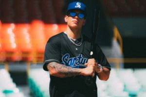 Daddy Yankee Owns Puerto Rico Baseball Team Santurce Cangrejeros