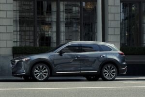 El Mazda CX-9 logra la calificación más alta en la nueva y más dura prueba de impacto lateral del IIHS