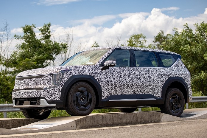El esperado Kia EV9 supera las últimas pruebas antes de su debut mundial en el 2023