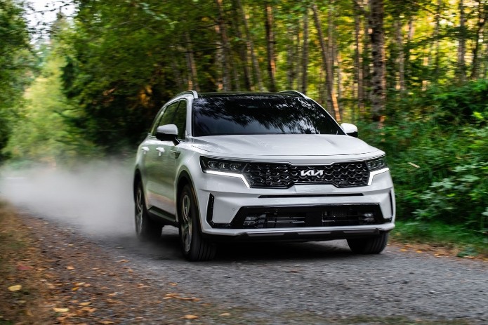 Kia da a conocer las características y precio del Sorrento PHEV del 2023