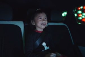 Kia América lleva la magia del Polo Norte a los pacientes del St. Jude Children’s Research Hospital
