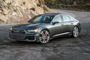 Prueba: Audi S6 del 2023, un sedán con una sorprendente cantidad de rendimiento