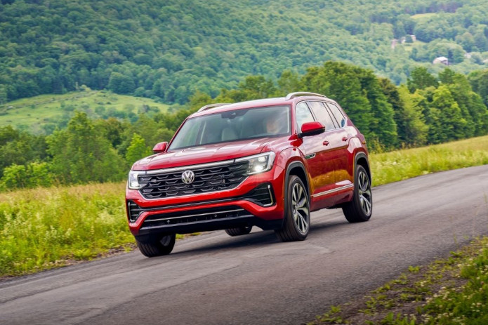 Presentación y prueba del Volkswagen Atlas y Atlas Cross Sport del 2024