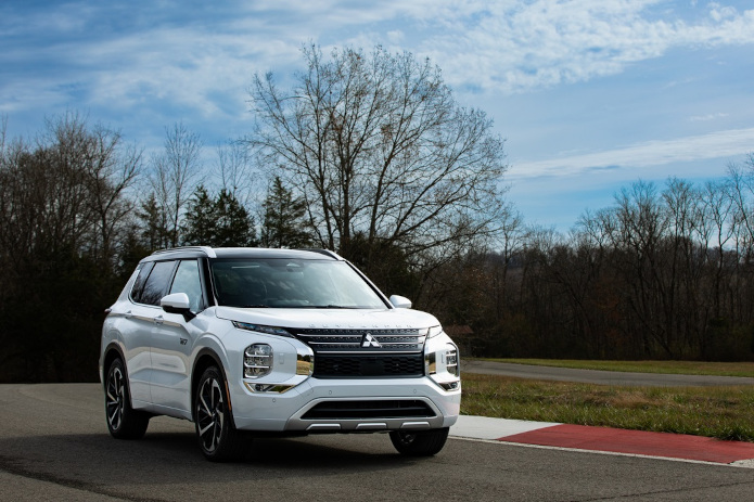 El Mitsubishi Outlander Plug-in Híbrido se presentará en la Electrify Expo de Nueva York