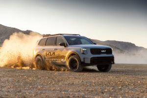 El Telluride X-Pro modificado se prepara para el Rebelle Rally