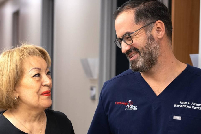 Reconociendo la resiliencia hispana: El transcurso de una paciente con estenosis aórtica y lecciones vitales para recordar