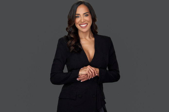 Lawyer Lizette Sierra Present in The ‘Featured Hispanic’ Edition of Negocios Magazine