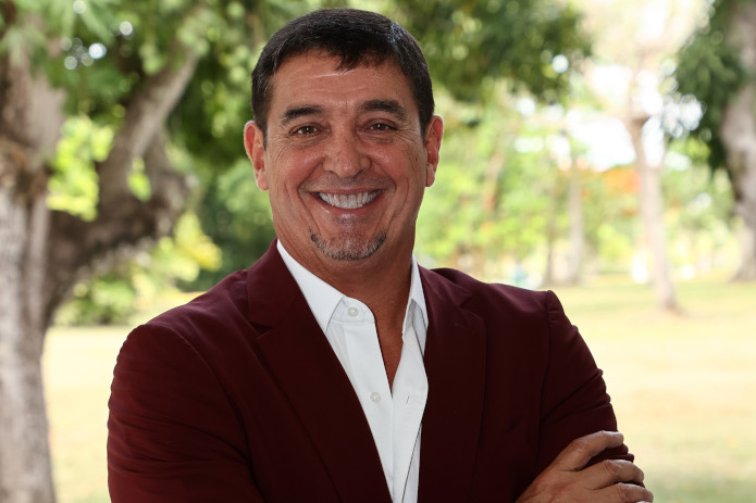 José F. Méndez Méndez en Negocios Magazine: ‘Brindamos una educación de excelencia’