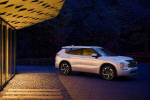 El Mitsubishi Outlander encabeza el segmento en un estudio multimedia crítico de J.D. Power