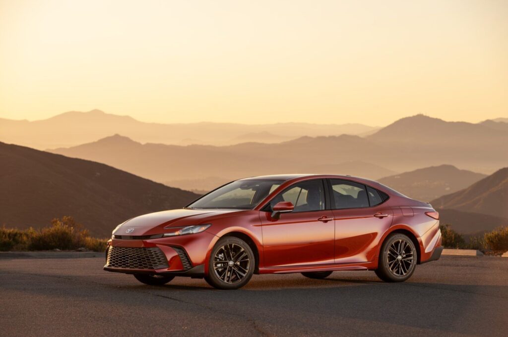 Prueba: Toyota Camry XSE AWD del 2025, el siempre fiable sedán