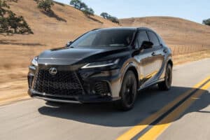 Prueba: Lexus RX 500h F SPORT del 2025, rápido, seguro y confiable