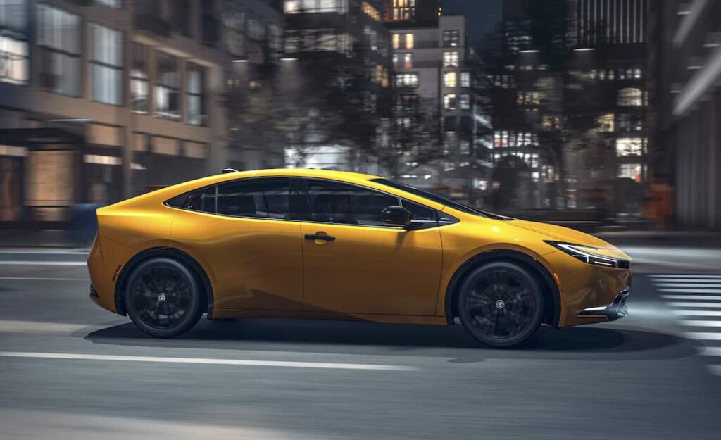 Prueba: Toyota Prius Nightshade del 2025, un sedán fiel y eficiente