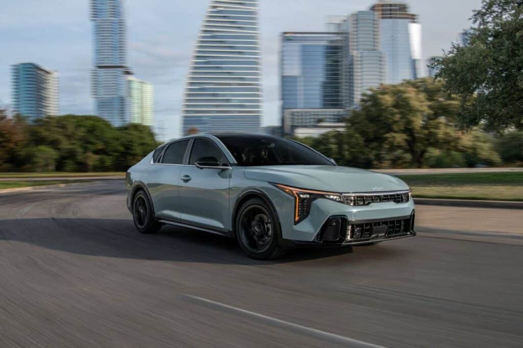 El Kia K4 del 2025 recibe la máxima calificación de seguridad