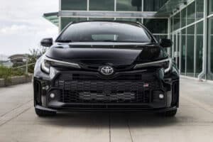 Prueba: Toyota GR Corolla del 2025, pequeño pero potente