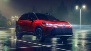 Prueba: Toyota Corolla Cross Híbrido Nightshade del 2025, un SUV para familias pequeñas 