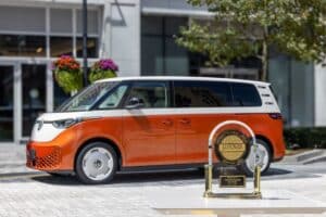 El Volkswagen ID. Buzz es elegido el mejor miniván en el estudio APEAL de J.D. Power 2025