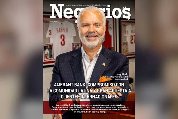 Jerry Plush, presidente de Amerant Bank en la portada de Negocios Magazine